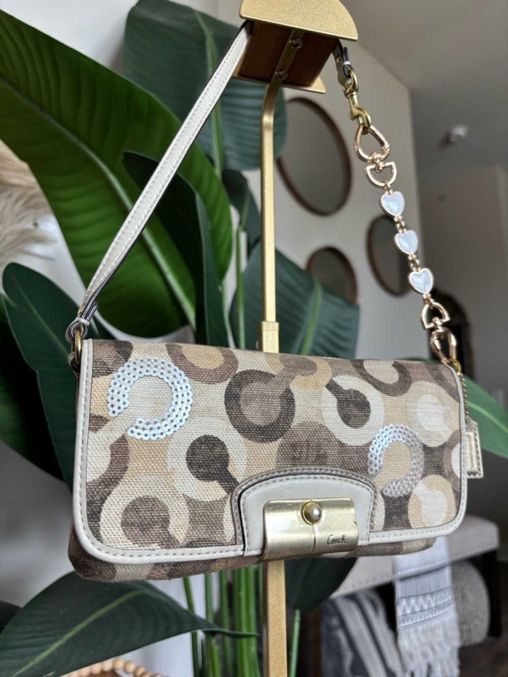 🔘⚪️🟤🔘COACH Kristin Opt Art Sequin Large Wristlet Mini Bag🔘🟤⚪️🔘